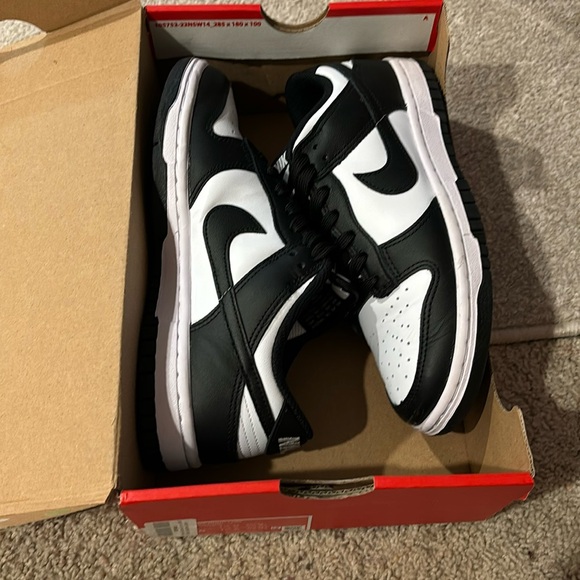 Nike Shoes - Nike dunks